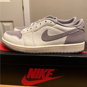 NIKE AIR JORDAN 1 LOW RETRO